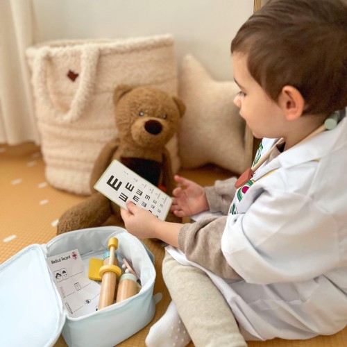 Zestaw Małego Lekarza Doktora w Walizce z Akcesoriami TOOKY TOY