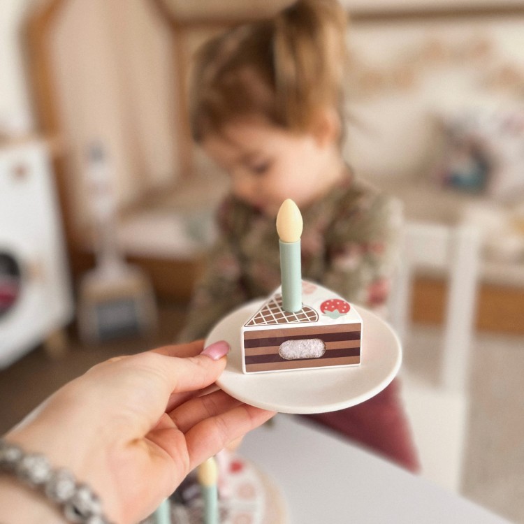 Tort Urodzinowy ze Świeczkami drewniany na rzepy TOOKY TOY