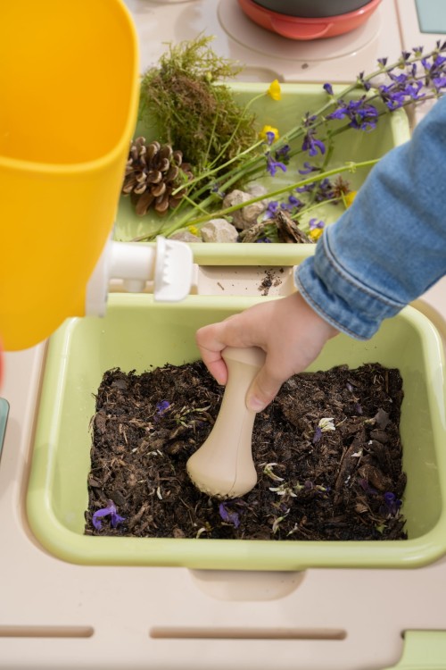 Kuchnia do zabawy wodą i piaskiem SMOBY