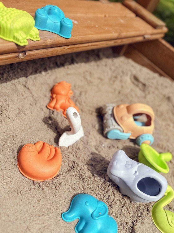 Zestaw do Piasku z Samochodzikiem WOOPIE GREEN 10 el. – Ekologiczna zabawa z BIO materiału