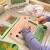 Układanka z Pinezkami i Kołkami – TOOKY TOY Montessori