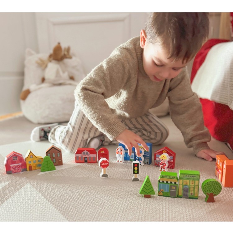 Drewniany Zestaw Budynków i Figurek Miasto – TOOKY TOY | Zabawka Montessori