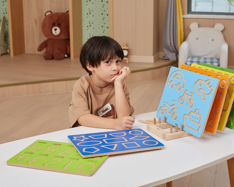 Tablica Grafomotoryczna Cyfry – VIGA | Nauka Pisania i Rozwój Motoryki