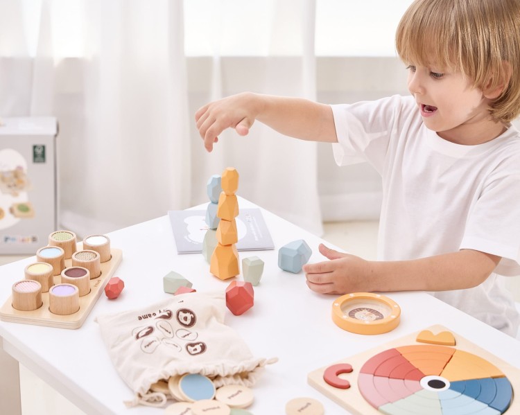 Zestaw Zabawek Edukacyjnych Box od 36 miesiąca | VIGA