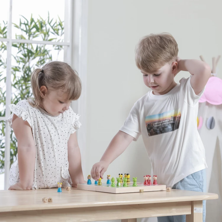 Drewniana Gra Planszowa Chińczyk  VIGA
