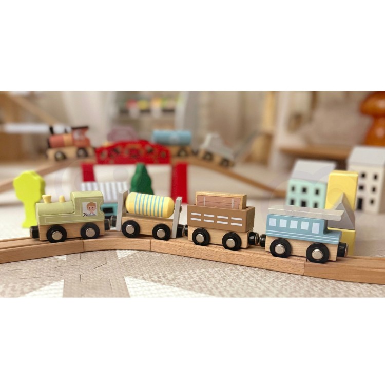 Drewniane Wagoniki na Magnes – Zestaw Pojazdów TOOKY TOY
